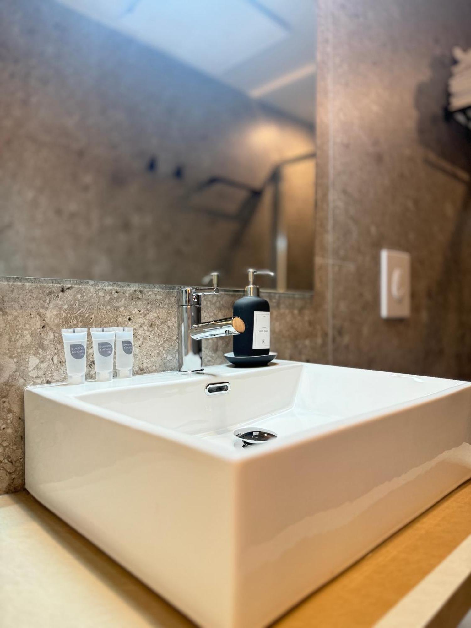 Honeycomb Guesthouse 罗马 外观 照片